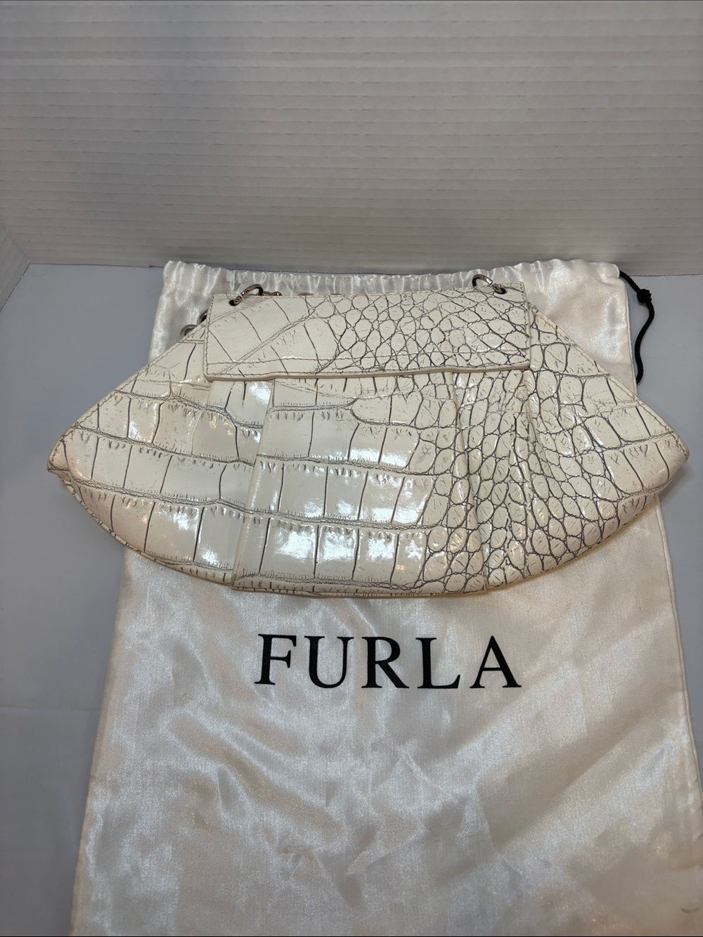 Furla Croc-Embossed Off White Shoulder Bag with Chain Strap - Picture 8 of 8